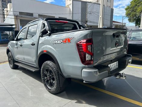 Nissan Frontier PRO4X CD 4x4 2.3 Bi-TB Die. Aut