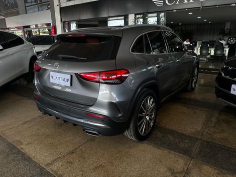 Mercedes GLA 200 AMG Line 1.3 16V TB Aut.