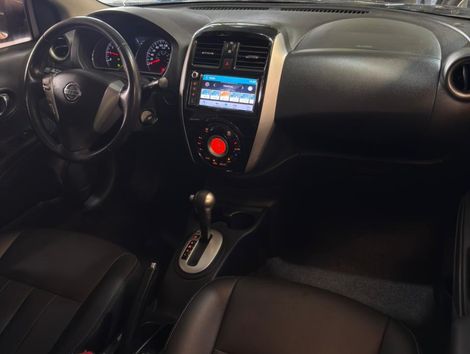 Nissan VERSA SL 1.6 16V FlexStart 4p Aut.