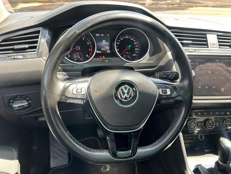 VolksWagen TIGUAN Allspac Comf 250 TSI 1.4 Flex