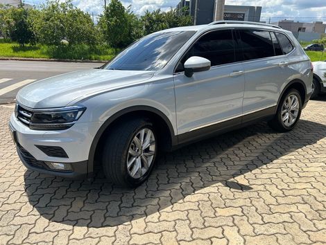 VolksWagen TIGUAN Allspac Comf 250 TSI 1.4 Flex