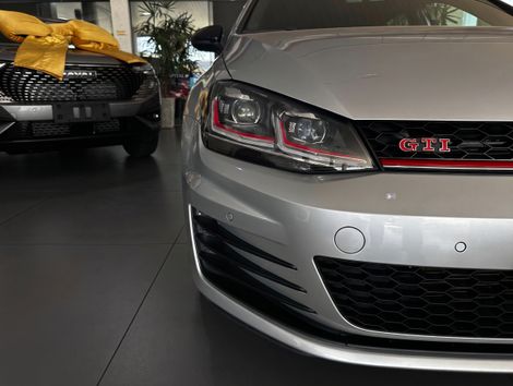 VolksWagen Golf GTi 2.0 TSI 220cv Aut.