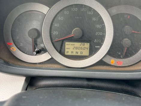 Toyota RAV4 2.4 4x4 16V 170cv Aut.