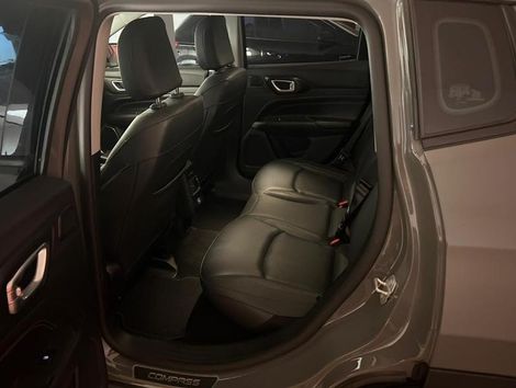 Jeep Lon Nig. Eagle 2.0 4x2