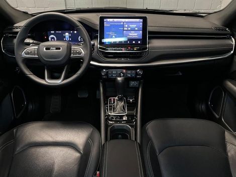 Jeep S T270 1.3 TB 4x2