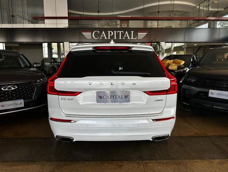 Volvo XC 60 T-8 MOMENTUM 2.0 (Híbrido)