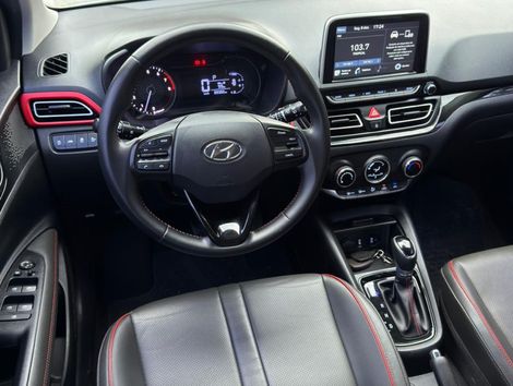 Hyundai HB20X Diamond Plus 1.6 Flex 16V Aut.