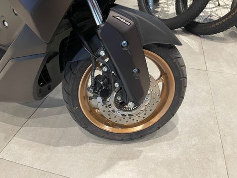 YAMAHA NMAX Connected 160 ABS