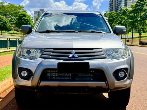 Mitsubishi L200 Triton HPE 3.2 CD TB Int.Diesel Aut