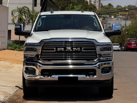 Dodge 6.7 I6 Turbo Diesel Laramie CD 4X4 Automático