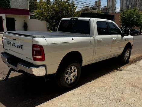 Dodge 6.7 I6 Turbo Diesel Laramie CD 4X4 Automático