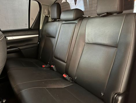 Toyota Hilux CD SRV 4x4 2.7 Flex 16V Aut.