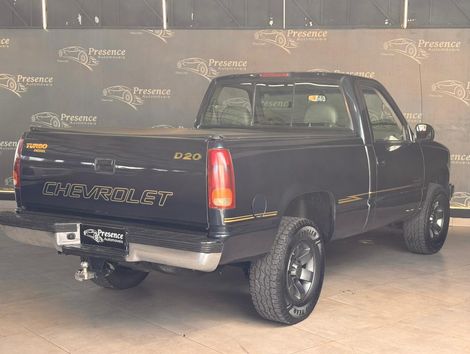 Chevrolet Silverado 4.2 Turbo Diesel