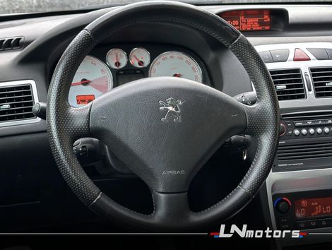 Peugeot 307 Feline/Griff/Premi. 2.0 Flex 5p Aut.