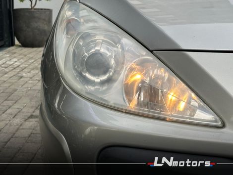 Peugeot 307 Feline/Griff/Premi. 2.0 Flex 5p Aut.