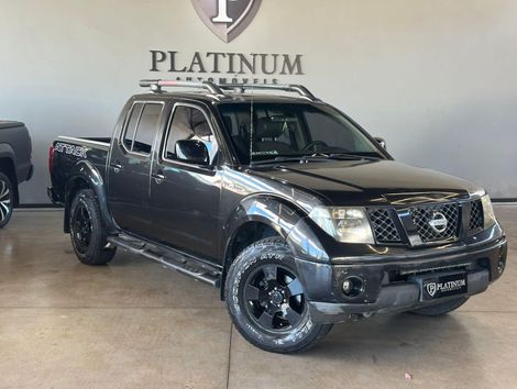 Nissan SE ATTACK CD 4x4 2.5 TB Diesel 