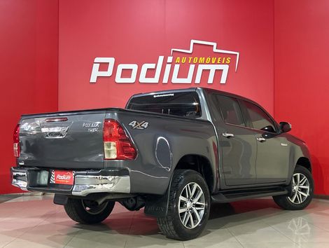 Toyota Hilux CD SRX 4x4 2.8 TDI 16V Diesel Aut.