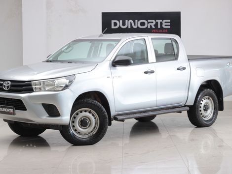 Toyota Hilux CD 4x4 2.8 Diesel Mec.
