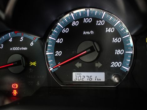 Toyota Hilux SW4 SRV D4-D 4x4 3.0 TDI Dies. Aut