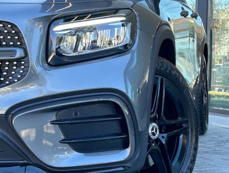 Mercedes GLB 220 4M AMG Line 2.0 TB Aut. (Híb.)
