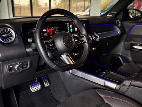 Mercedes GLB 220 4M AMG Line 2.0 TB Aut. (Híb.)