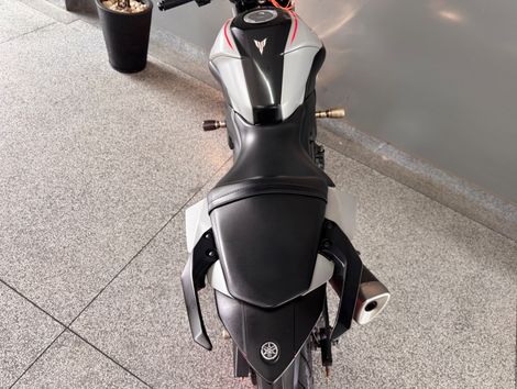 YAMAHA MT-03 321/ABS