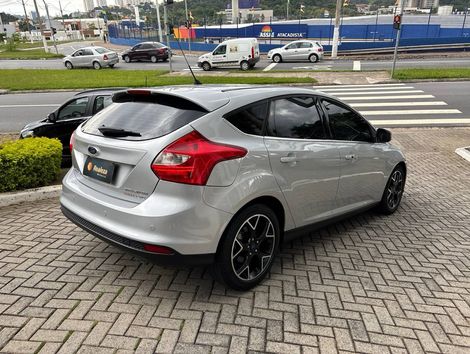 Ford Focus TITA/TITA Plus 2.0  Flex 5p Aut.
