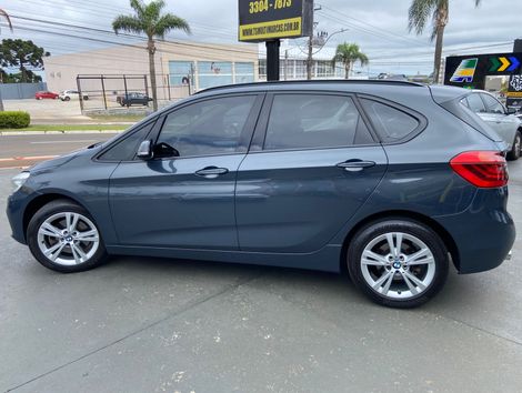 BMW 220i Tourer Active Flex 2.0 TB Aut.