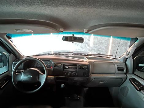 Ford F-250 XL 4.2 Turbo Diesel