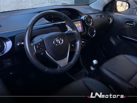 Toyota ETIOS CROSS 1.5 Flex 16V 5p Mec.
