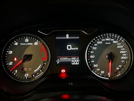 Audi A3 Sedan Performance 2.0 TFSI S-tronic