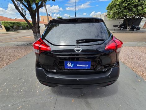 Nissan KICKS SL 1.6 16V FlexStar 5p Aut.