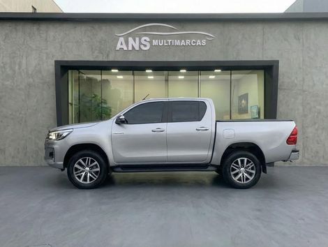 Toyota Hilux CD SRV 4x2 2.7 Flex 16V Aut.