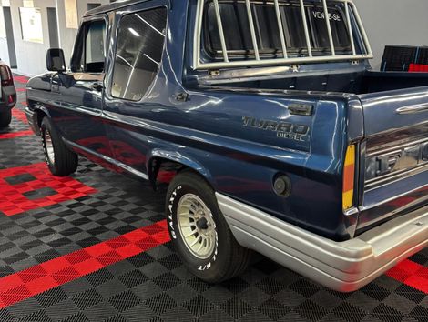 Ford F-1000 CD/Blazer 3.9 Dies.
