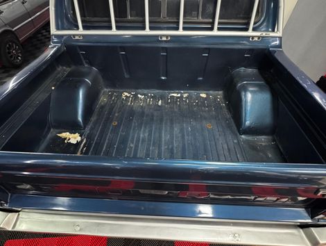 Ford F-1000 CD/Blazer 3.9 Dies.