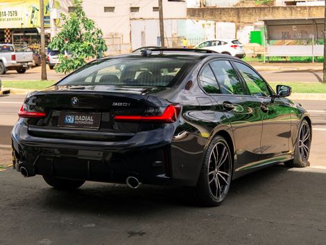 BMW 320iA 2.0 TB M Sport A.Flex/M.Sport 4p