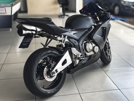 HONDA CBR 600 RR