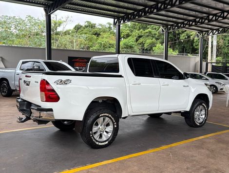 Toyota Hilux CD SR 4x4 2.8 TDI Diesel Aut.