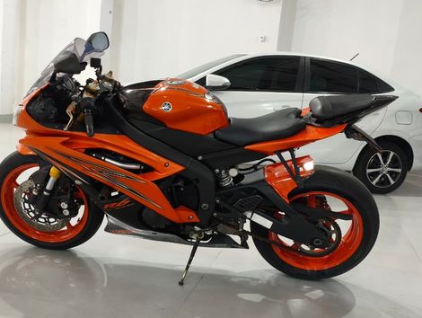 YAMAHA YZF R-6 600