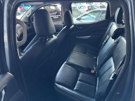 Nissan Frontier XE CD 4x4 2.3 Bi-TB Diesel Aut.