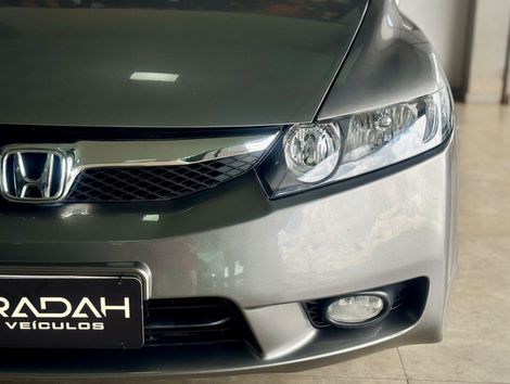 Honda Civic Sedan LXS 1.8/1.8 Flex 16V Mec. 4p