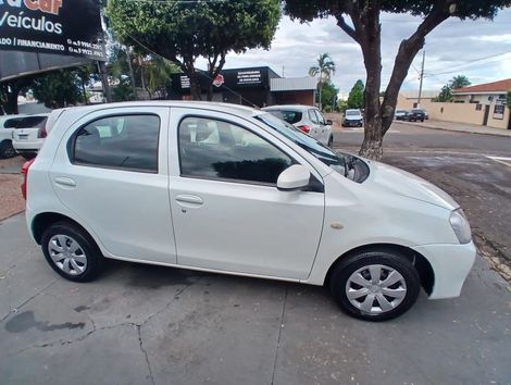Toyota ETIOS X 1.3 Flex 16V 5p Mec.
