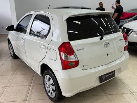Toyota ETIOS X 1.3 Flex 16V 5p Mec.