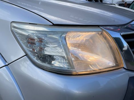 Toyota Hilux CD SRV D4-D 4x4 3.0 TDI Diesel Aut