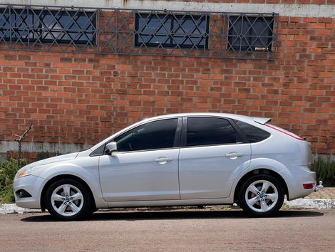 Ford Focus 1.6 S/SE/SE Plus Flex 8V/16V  5p