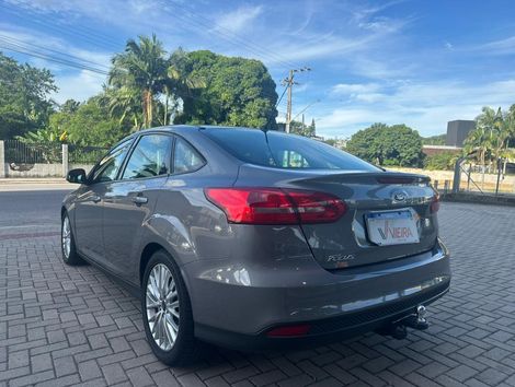 Ford Focus 2.0 16V/SE/SE Plus Flex 5p Aut.