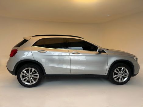 Mercedes GLA 200 Style 1.6 TB 16V/Flex Aut.