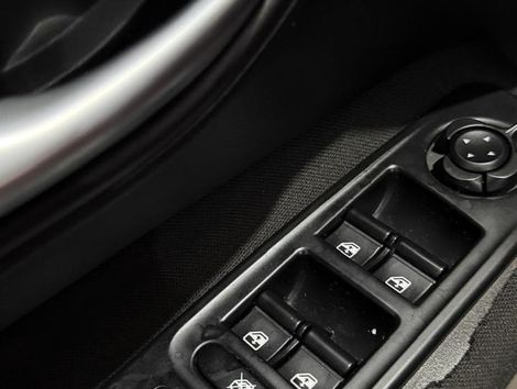 Jeep Renegade Sport 1.8 4x2 Flex 16V Aut.