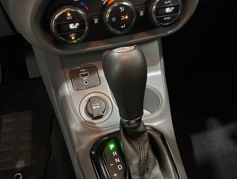 Fiat Toro Volcano 2.4 16V Flex Aut.