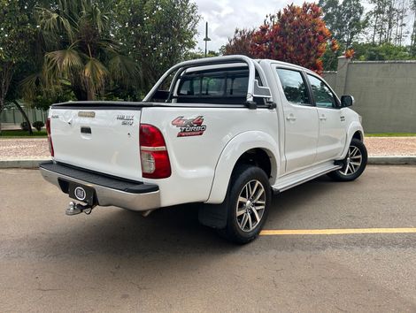 Toyota Hilux CD SRV D4-D 4x4 3.0 TDI Diesel Aut